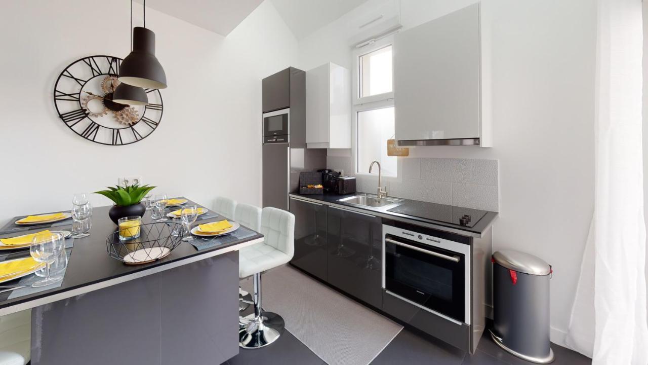 Paris House Villa Villejust ภายนอก รูปภาพ